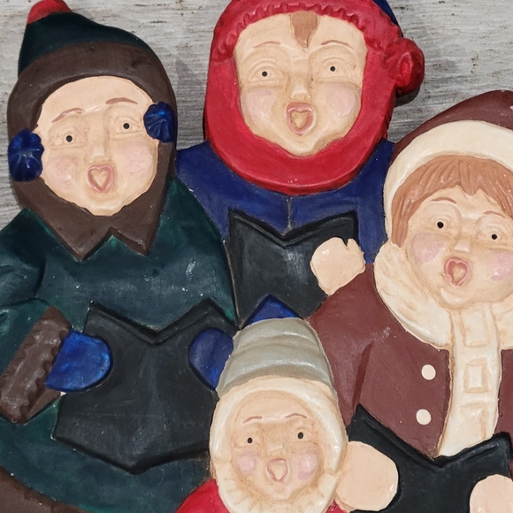Vintage hand carved Wood hanging  plaque of Christmas Carolers HTC - Picture 11 of 16